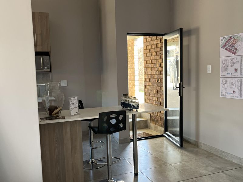 House For Sale In Witbank - Photo 5