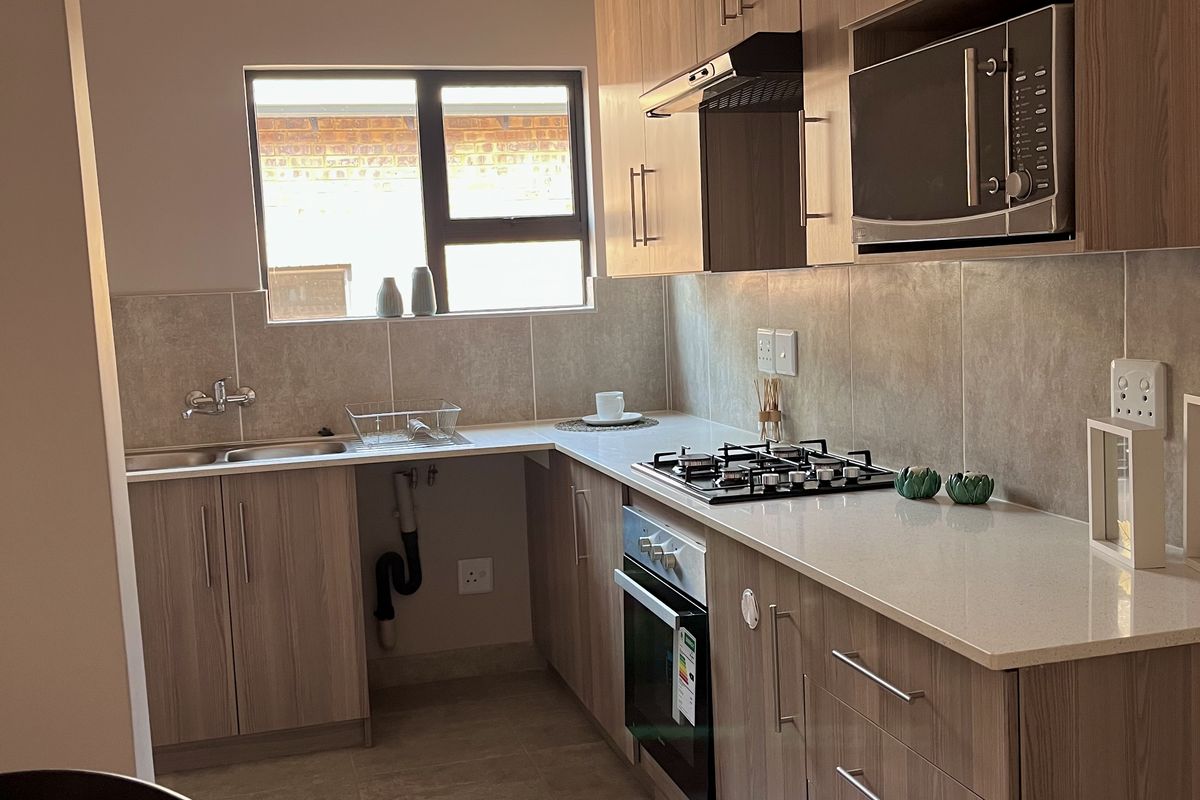 House For Sale In Witbank - Photo 2