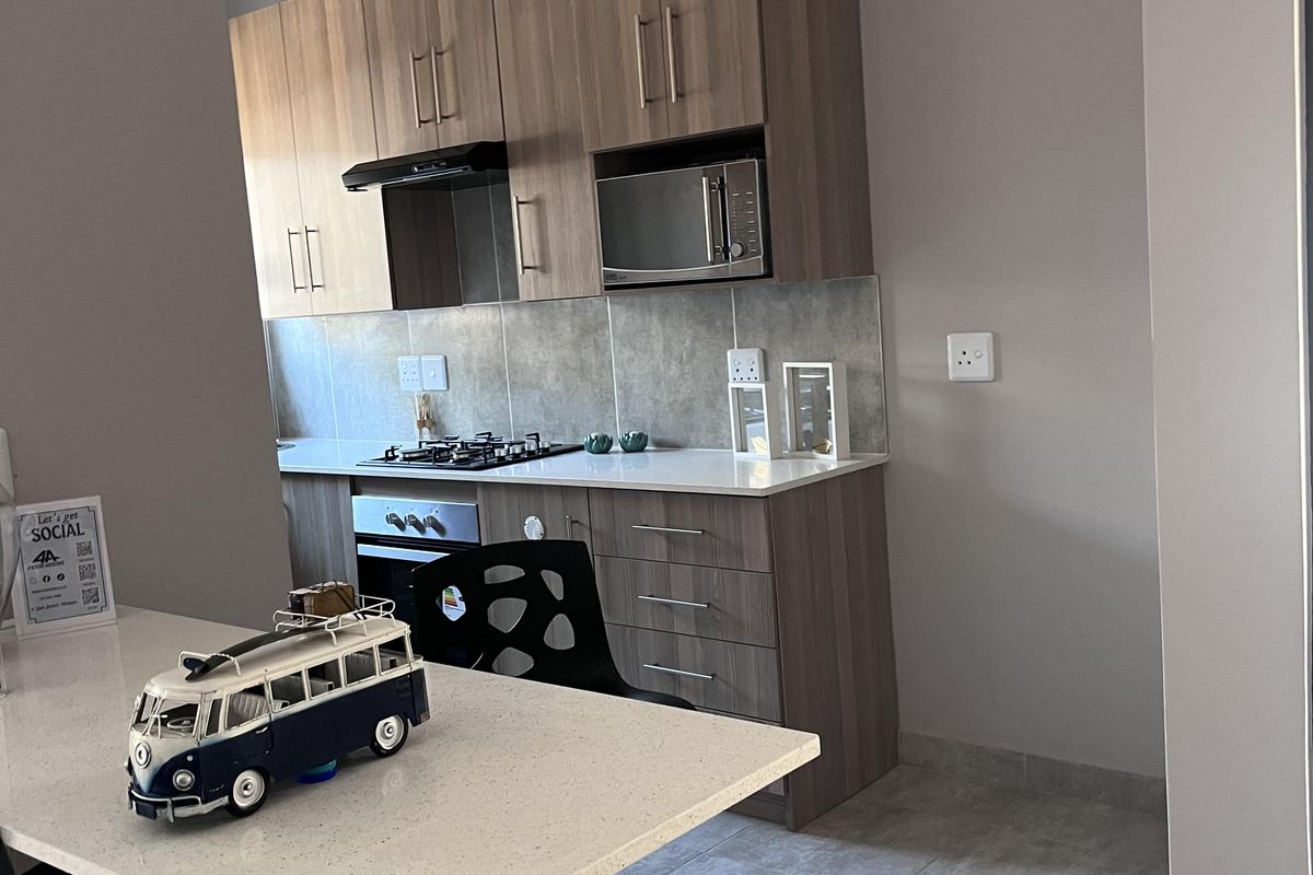 House For Sale In Witbank - Photo 4