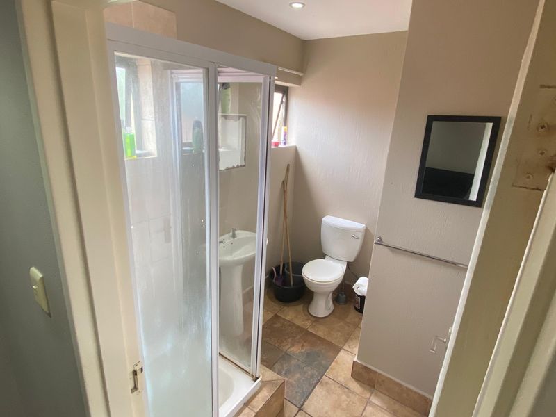 Apartment For Sale In Nelspruit - Photo 5