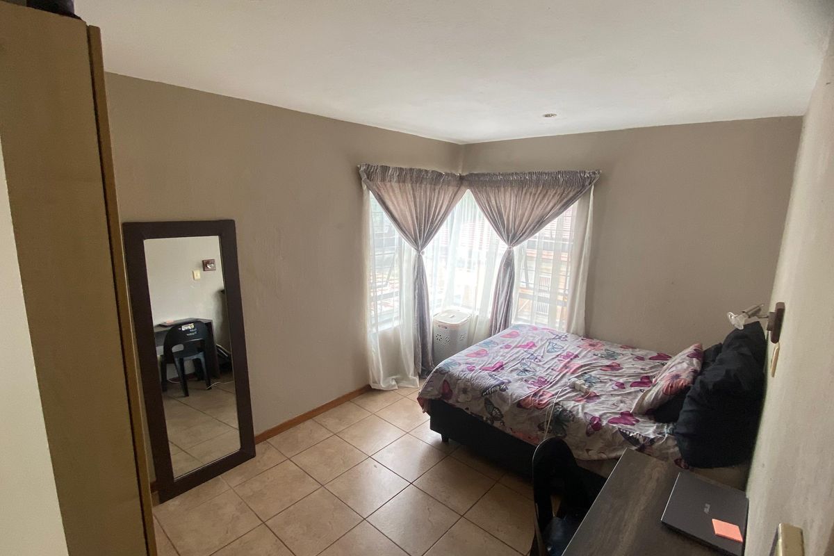 Apartment For Sale In Nelspruit - Photo 4