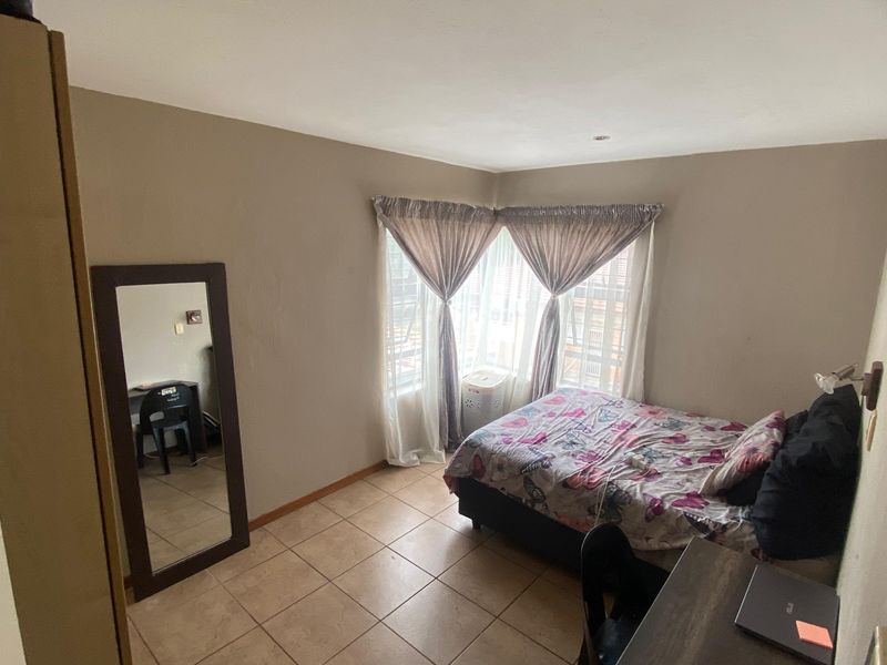 Apartment For Sale In Nelspruit - Photo 4
