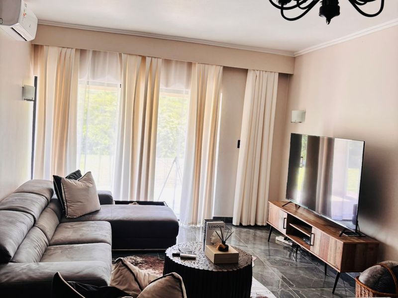 Modern 2-Bedroom Apartment in Family-Friendly Palm Lakes Estate - Photo 6