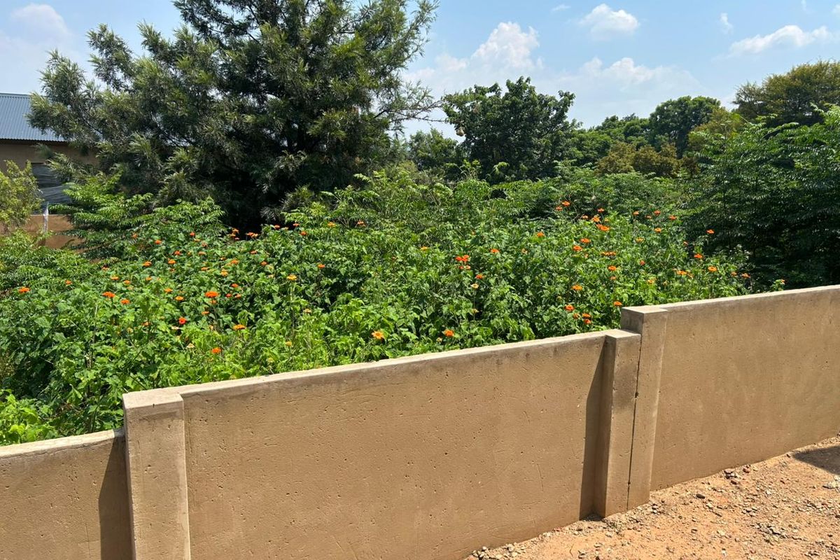 Prime 511sqm Vacant Land in Hartbeespoort’s Fast-Growing Estate – Your Dream Build Awaits! - Photo 3