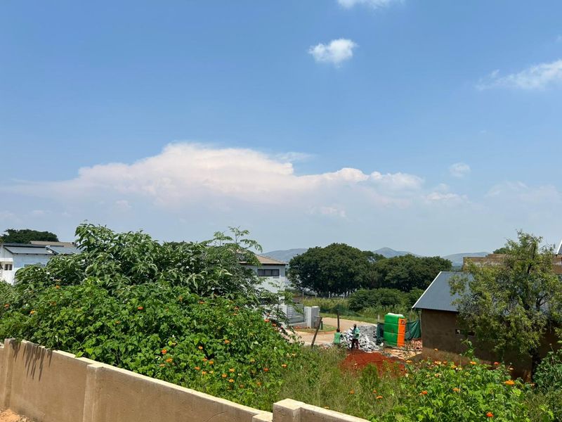 Prime 511sqm Vacant Land in Hartbeespoort’s Fast-Growing Estate – Your Dream Build Awaits! - Photo 2