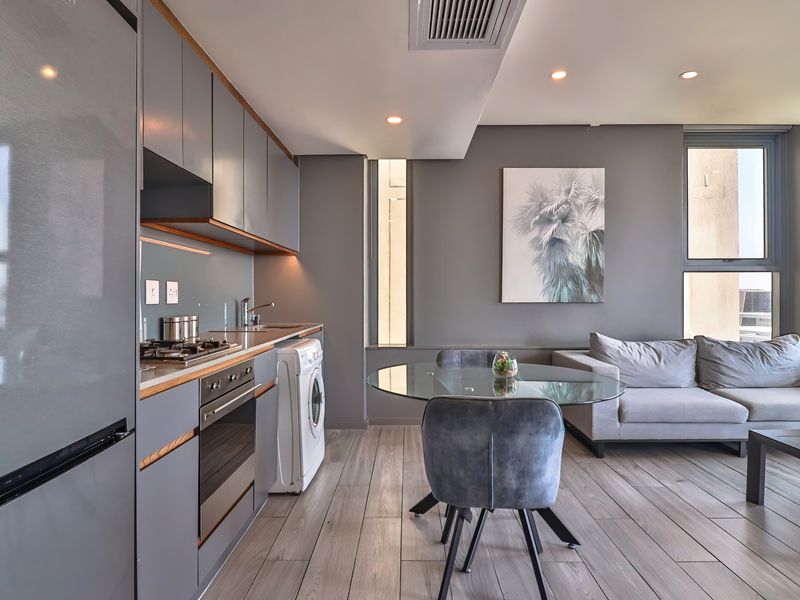 Lovely 1 Bedroom apartment for Sale in Umhlanga Ridgeside   with Sea Views! - Photo 5