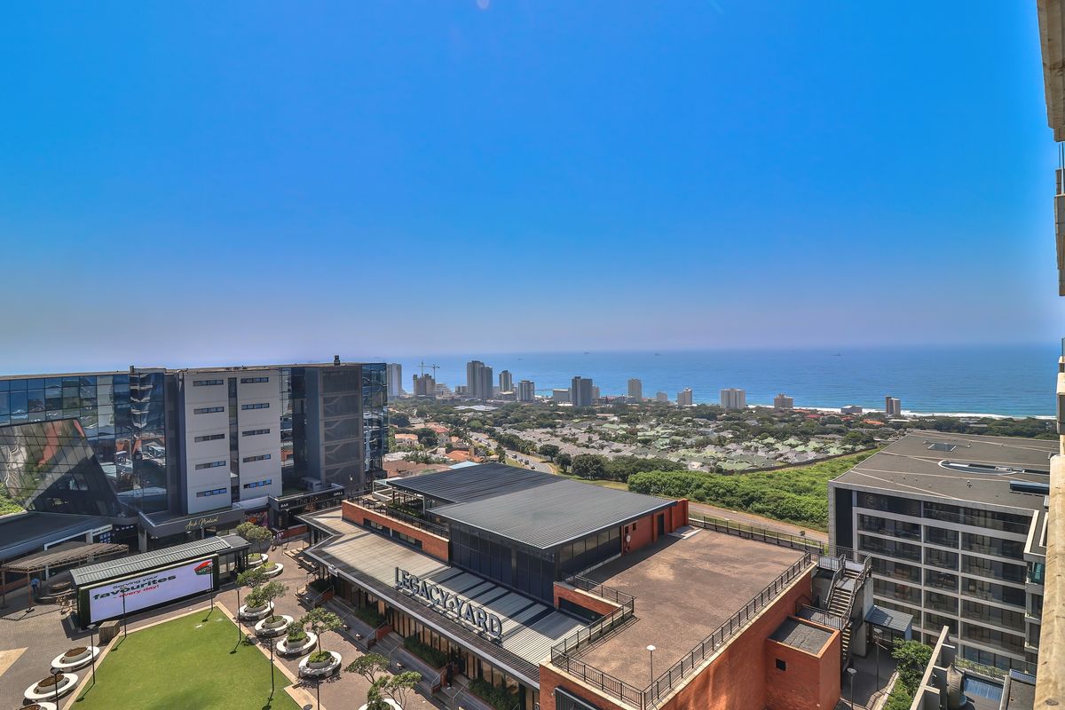 Lovely 1 Bedroom apartment for Sale in Umhlanga Ridgeside   with Sea Views! - Photo 2