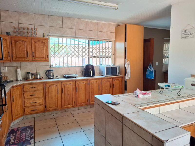 House For Sale In Rustenburg - Photo 9