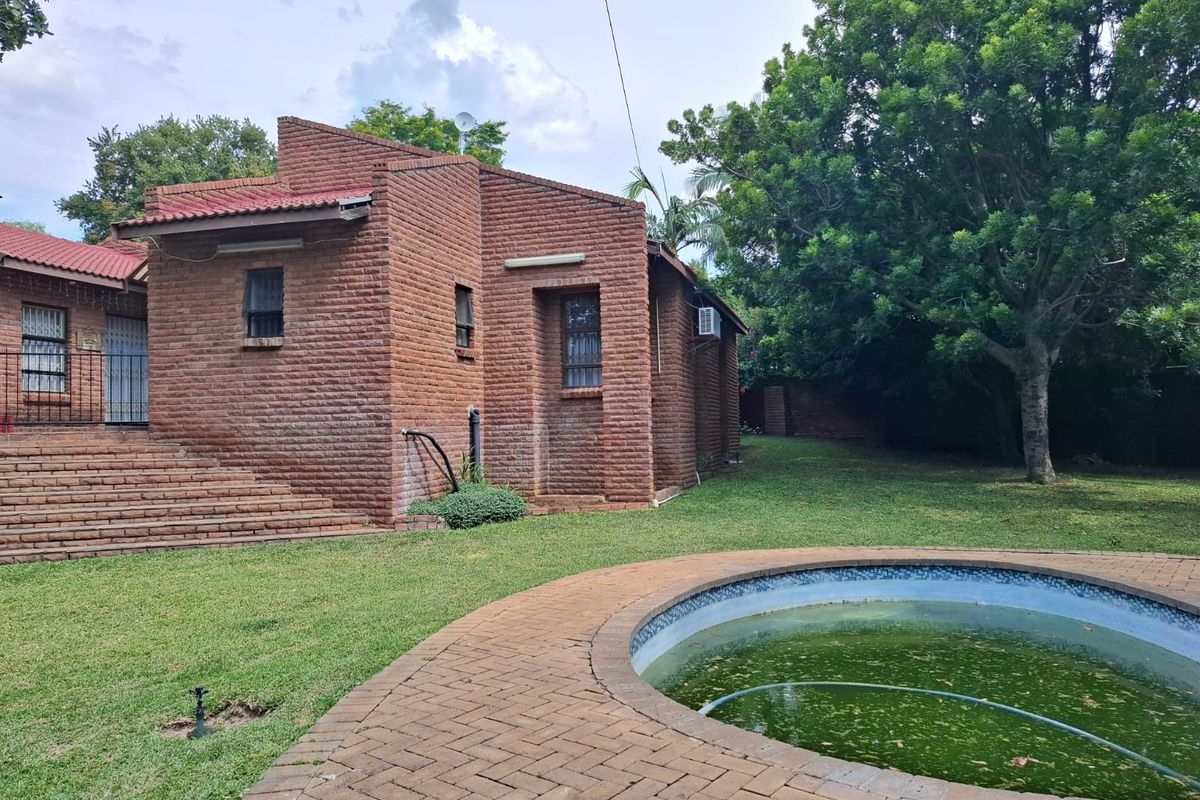 House For Sale In Rustenburg - Photo 2