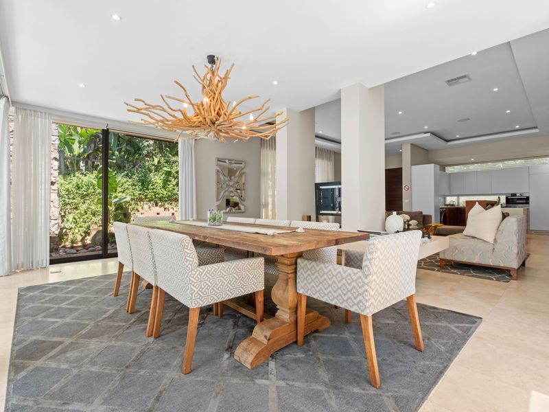 Stunning Luxury Home in Tranquil Zimbali Estate - Photo 7