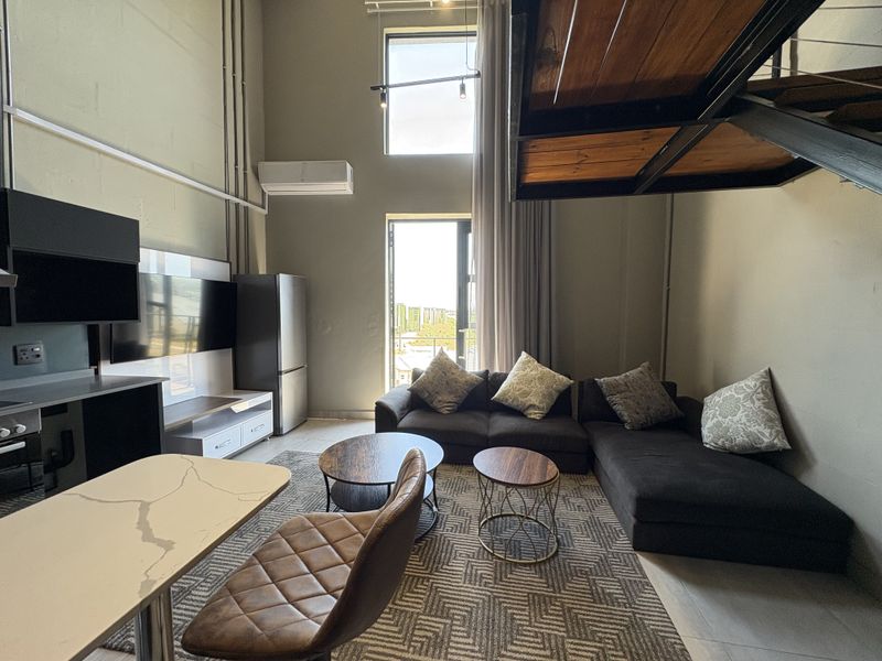 STUNNING LOFT APARTMENTS - Photo 8