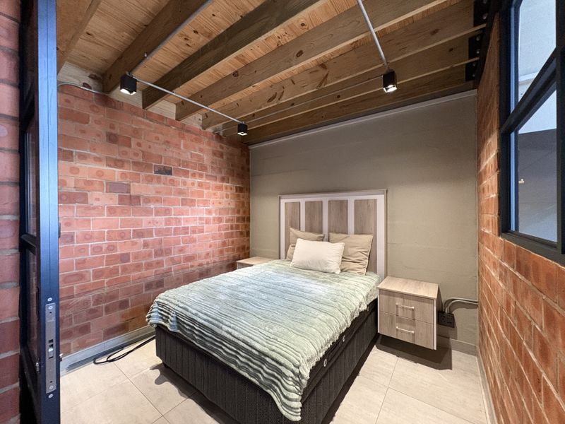 STUNNING LOFT APARTMENTS - Photo 5