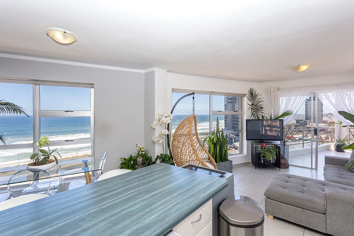 Stunning high-rise corner apartment - Photo 4