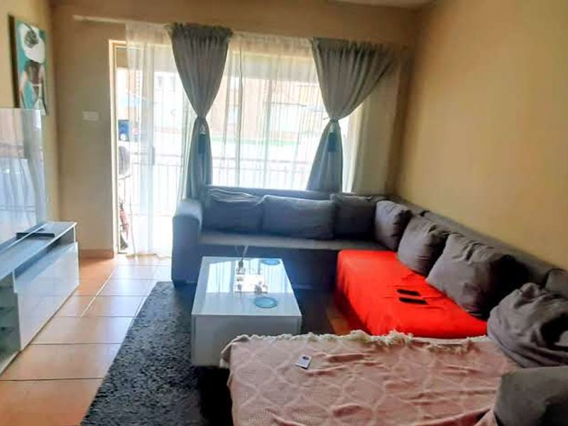 Modern Secure Living!!! - Photo 8