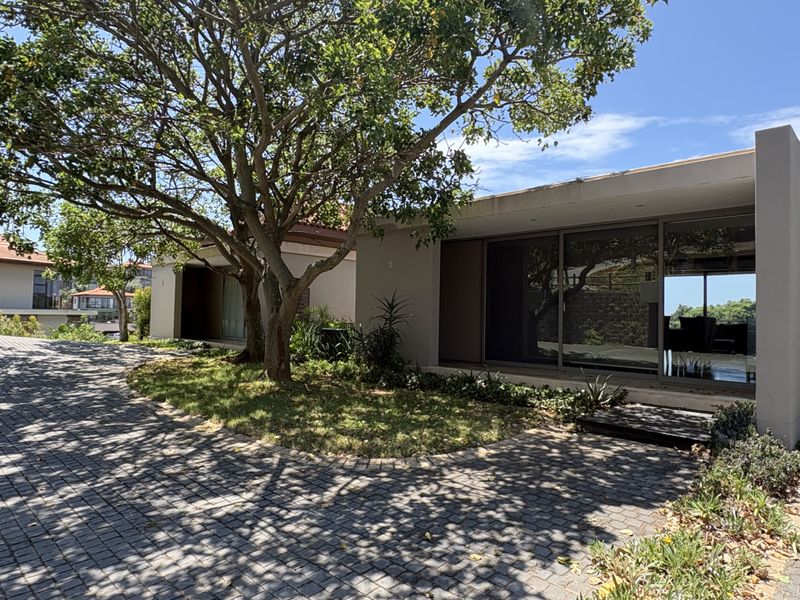 MODERN COASTAL ESTATE LIVING - Photo 2