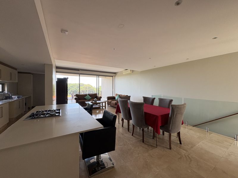 MODERN COASTAL ESTATE LIVING - Photo 4