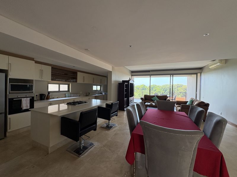 MODERN COASTAL ESTATE LIVING - Photo 3