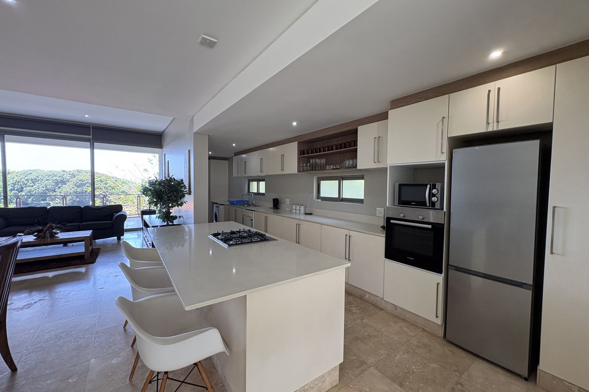 LUXURY COASTAL ESTATE LIVING - Photo 3