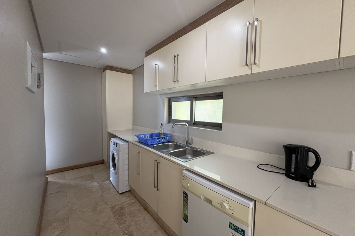 LUXURY COASTAL ESTATE LIVING - Photo 4