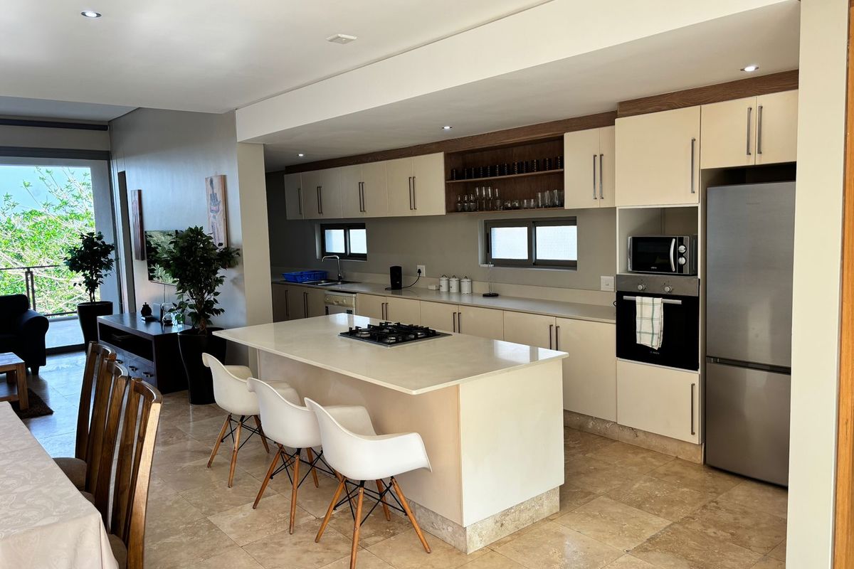 Modern Coastal Townhouse in Zimbali Estate – Luxury Living at The Plantations - Photo 2