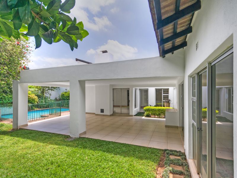 Immaculate 3 Bed simplex - Photo 2