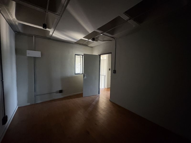 LUXURY MODERN LIVING. - Photo 10