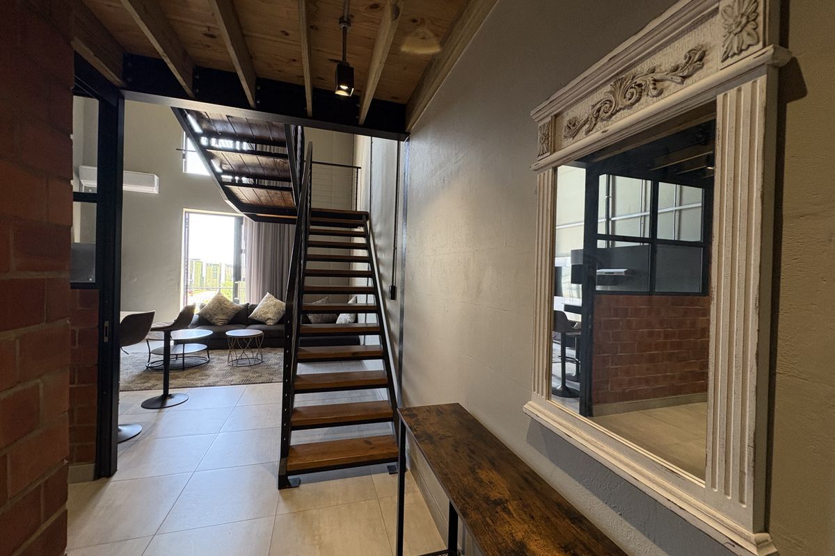 LUXURY MODERN LIVING. - Photo 2