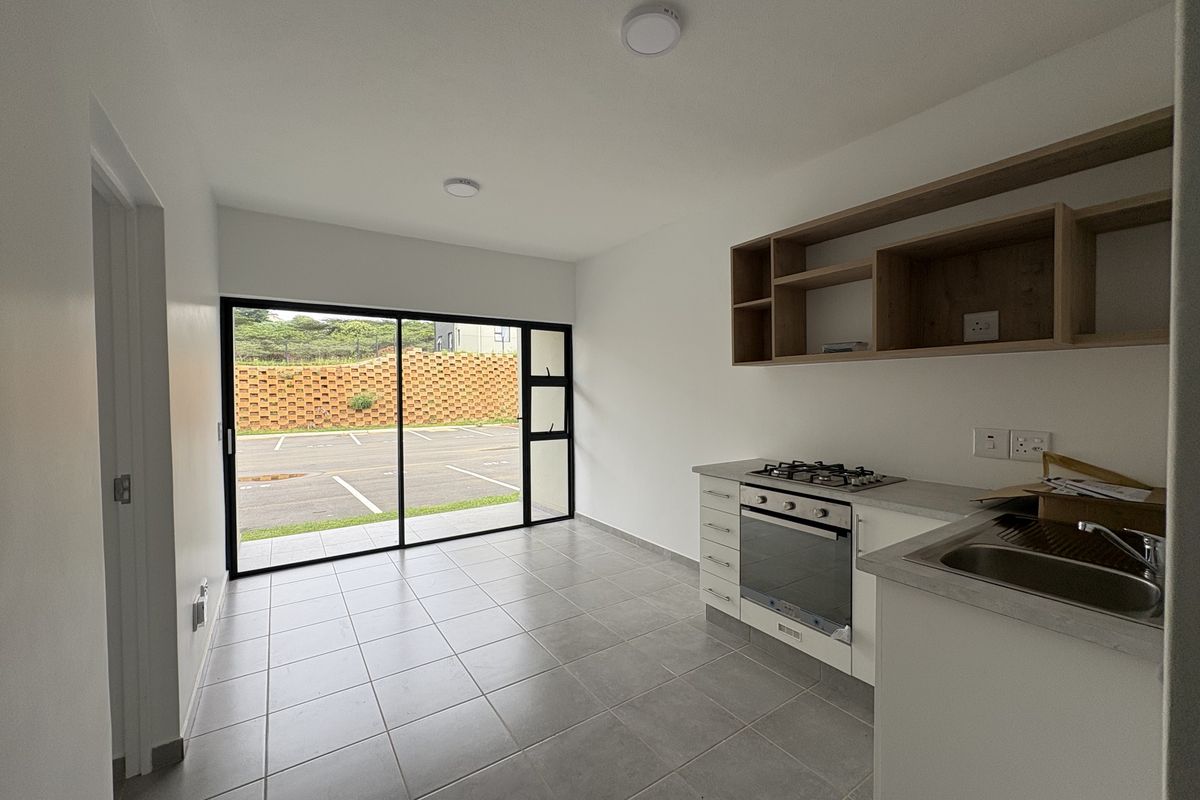 STUNNING 2-BEDROOM 2 -BATHROOM APARTMENT - Photo 4