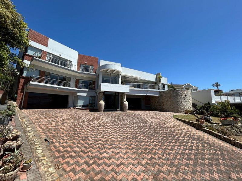 EXQUISITE STUNNING  MODERN  WELL BUILT HOUSE WITH AMAZING SEAVIEWS - Photo 2