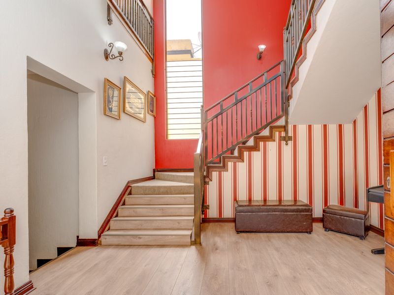 BUILT TO EXACING STANDARDS, THIS IS ARGUABLY ONE OF ROBIN'S FINEST HOMES - Photo 2