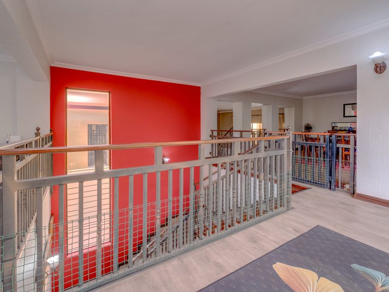 BUILT TO EXACING STANDARDS, THIS IS ARGUABLY ONE OF ROBIN'S FINEST HOMES - Photo 4