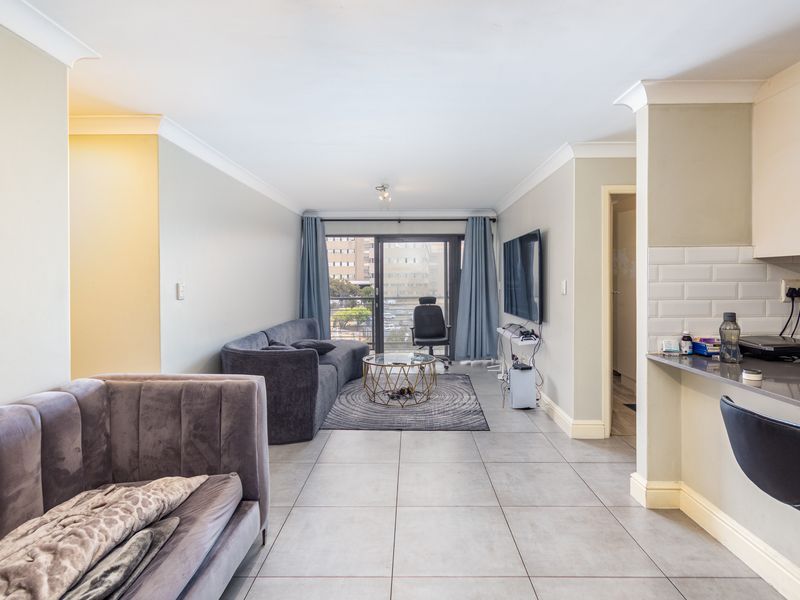 Stylish and Central apartment in Observatory - Photo 2