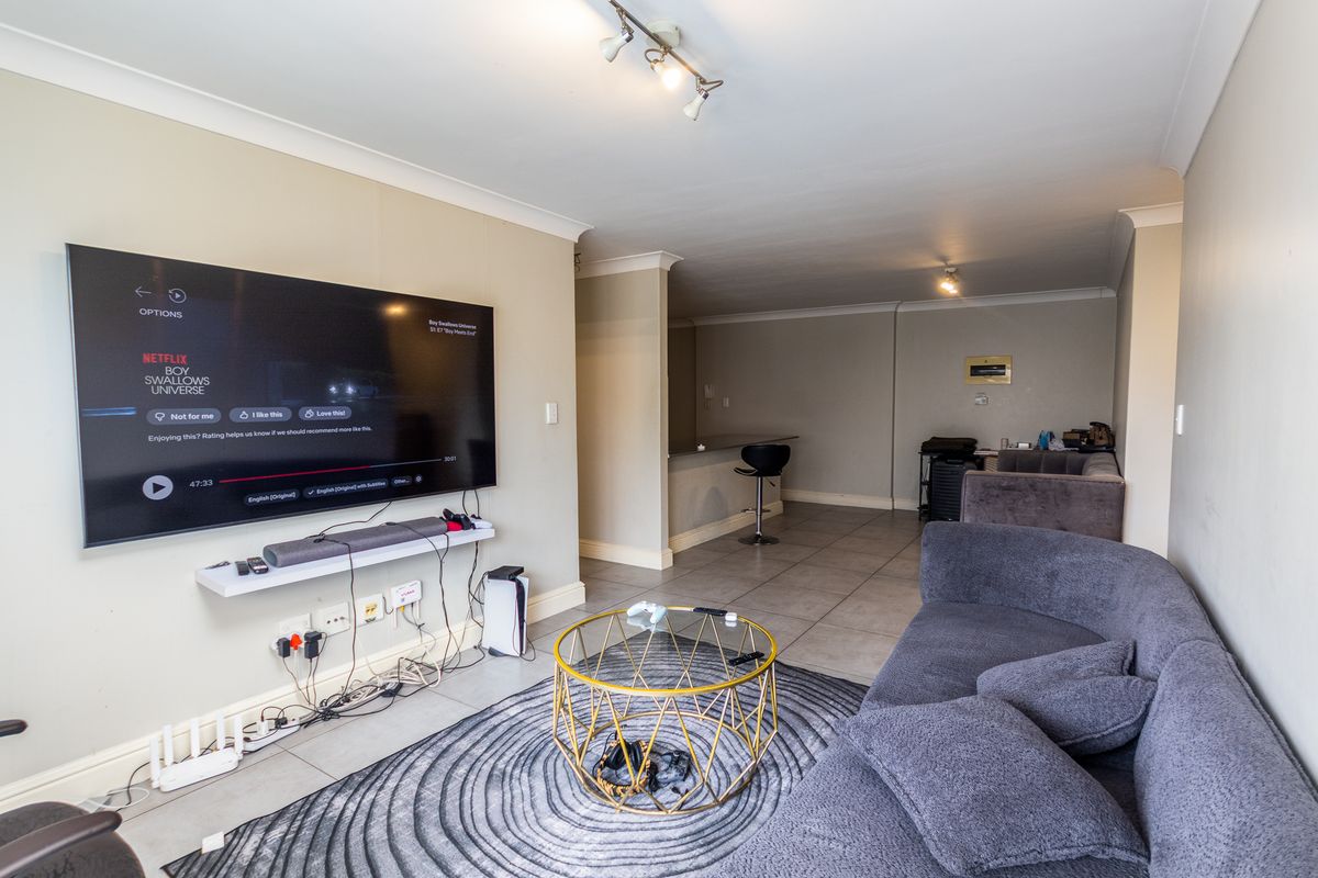 Stylish and Central apartment in Observatory - Photo 3