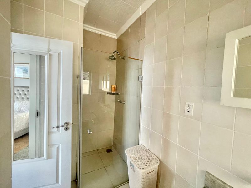 Beachfront Apartment on North Beach Road, Westbrook - Photo 10