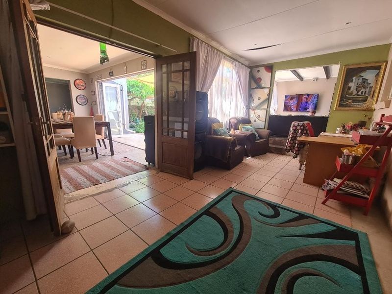 Exclusive Mandate | Only Realty Property Group - Photo 7