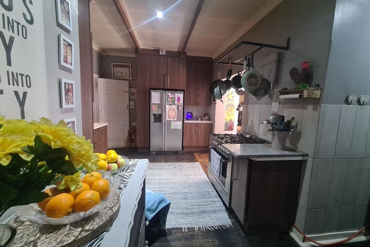 Exclusive Mandate | Only Realty Property Group - Photo 4