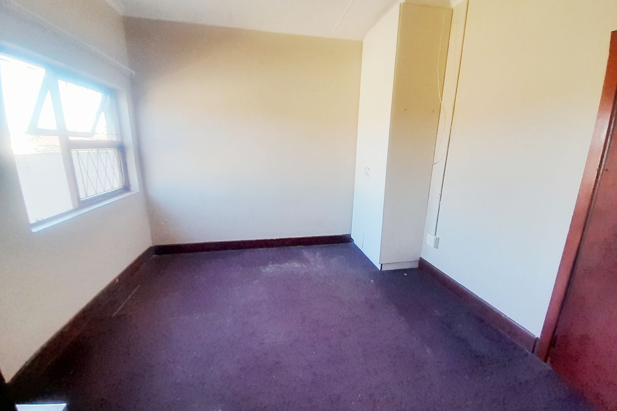 SIDWELL STUDIO APARTMENT FOR RENT - Photo 3