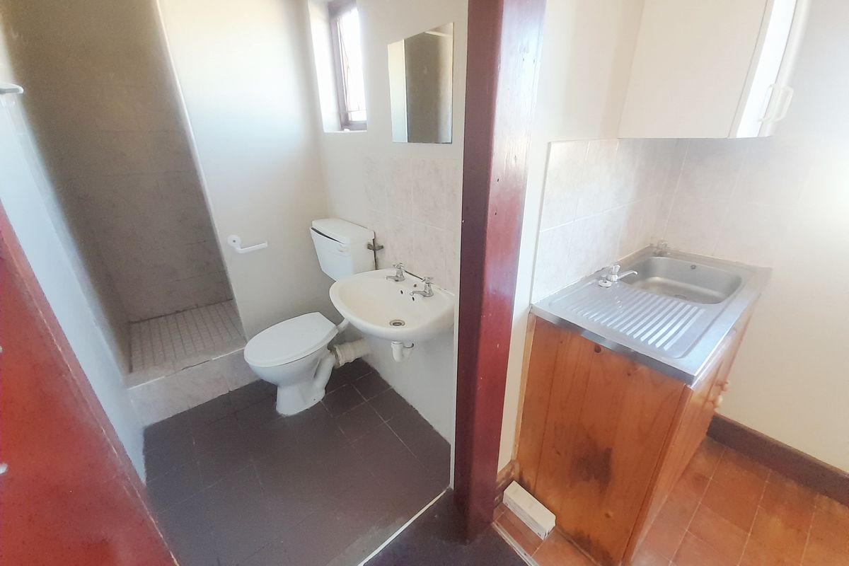 SIDWELL STUDIO APARTMENT FOR RENT - Photo 4