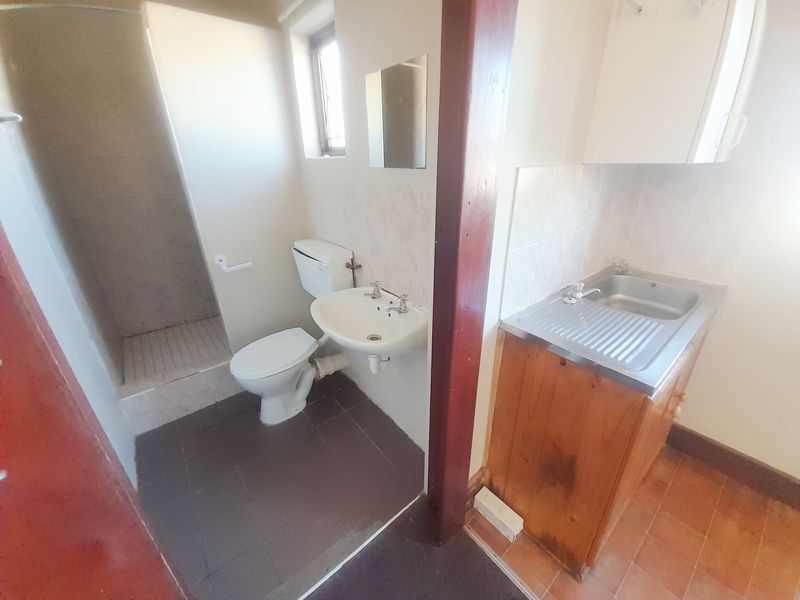 SIDWELL STUDIO APARTMENT FOR RENT - Photo 4