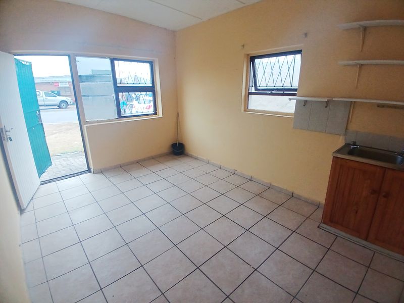 SIDWELL STUDIO APARTMENT FOR RENT - Photo 2