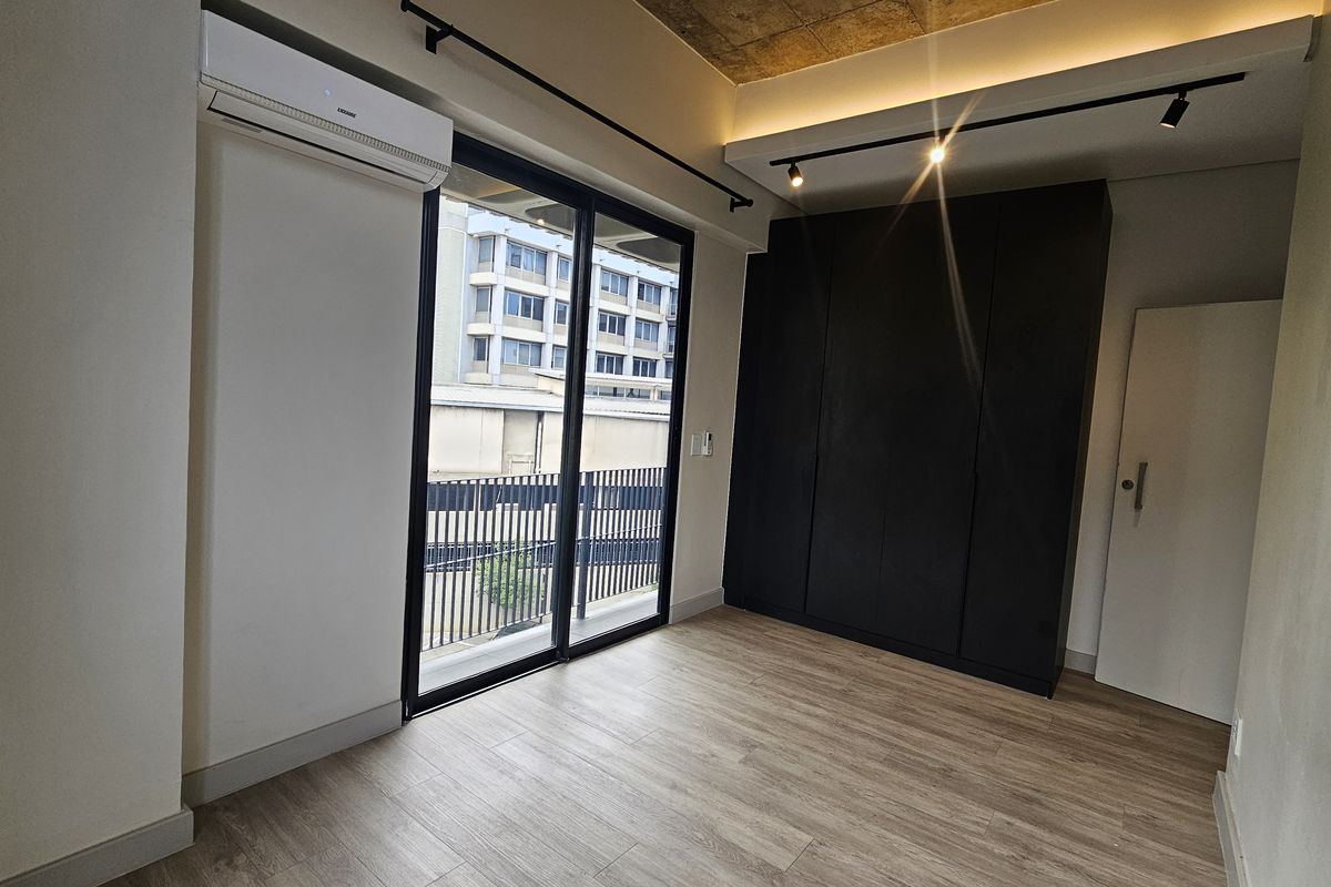 Refined Urban Living at The Lineal – Unit 121 - Photo 5