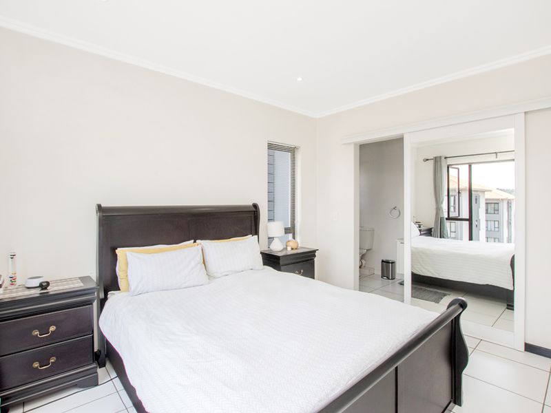 Apartment For Sale In Sandton - Photo 8