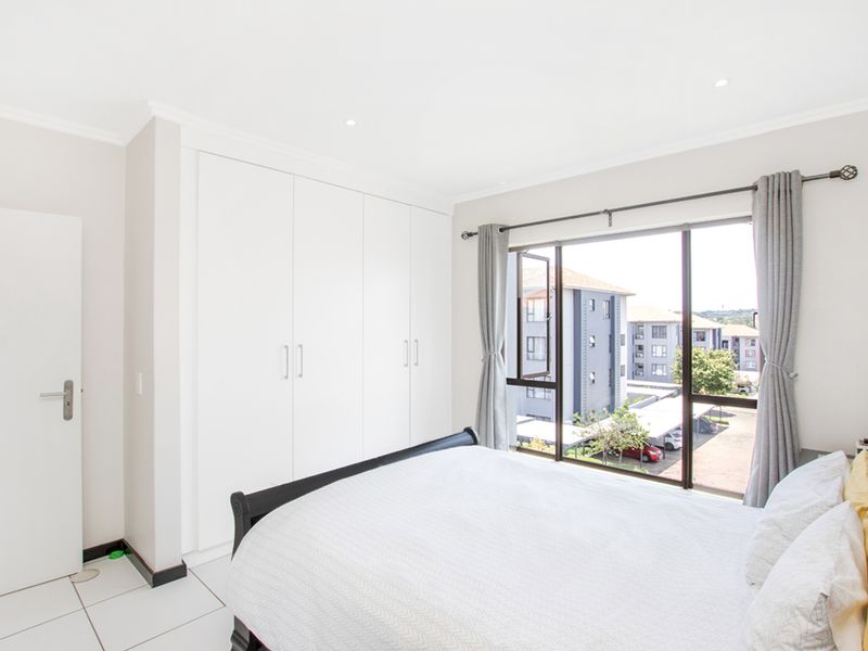 Apartment For Sale In Sandton - Photo 7