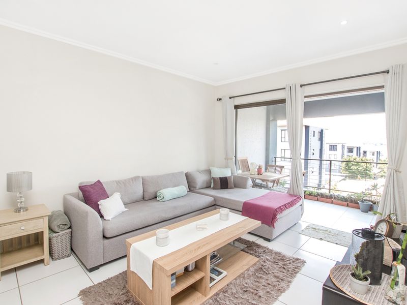 Apartment For Sale In Sandton - Photo 3