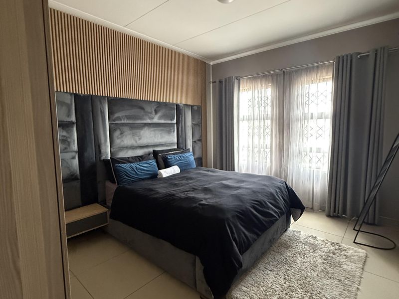 House For Sale In Witbank - Photo 9