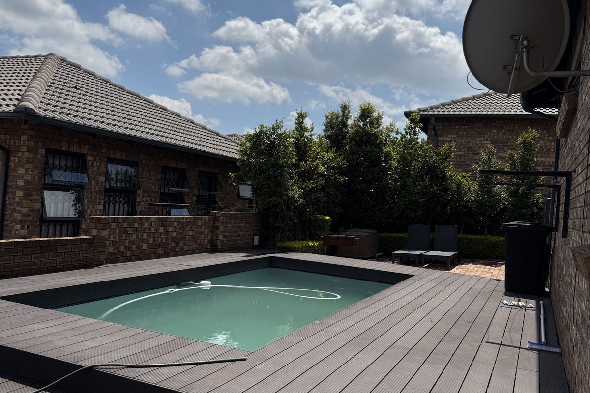 House For Sale In Witbank - Photo 3