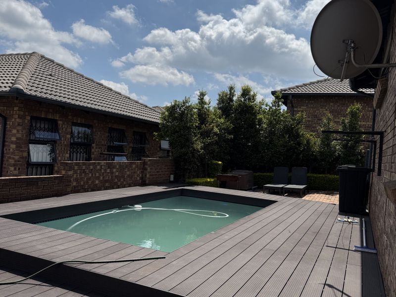 House For Sale In Witbank - Photo 3