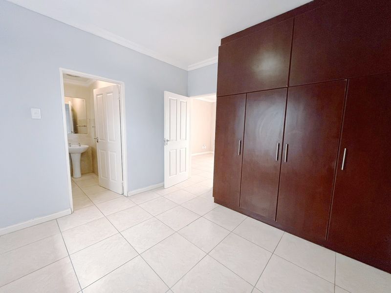 WALMER HEIGHTS 1 BED 1 BATH APARTMENT FOR RENT - Photo 3