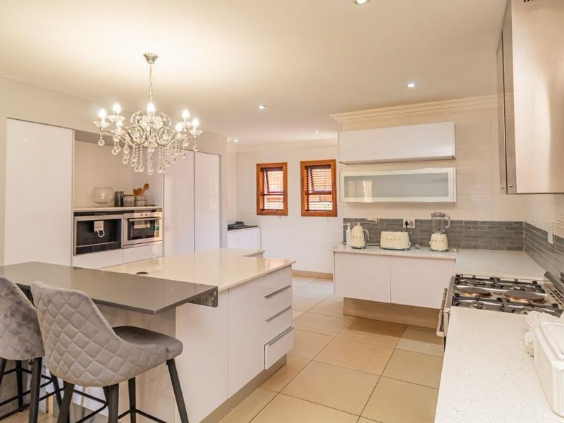 Double-Storey Luxury Home in Mahube Valley, Mamelodi - Photo 2