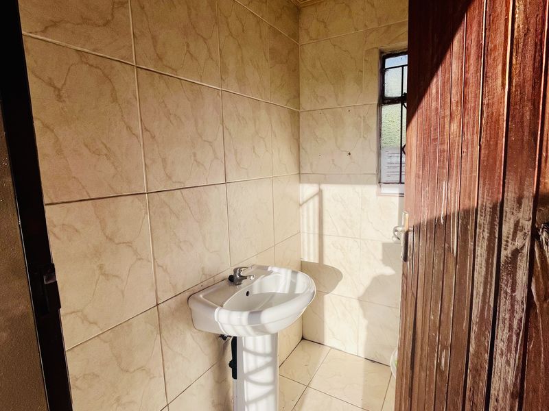 House Rental Monthly In Witbank - Photo 6